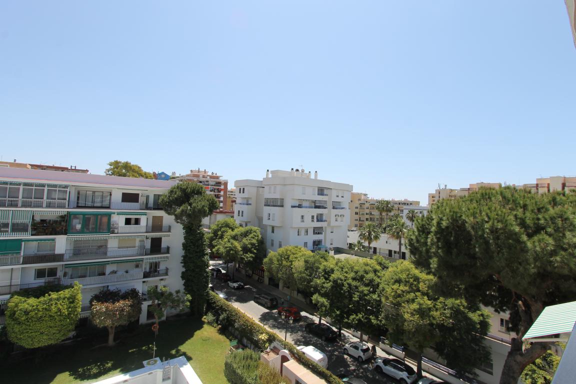 AP250 Piso de 2 dormitorios en centro de Marbella completamente reformado en la zona  de «La Fontanilla» a solo 2 minutos de la playa y del casco antiguo
