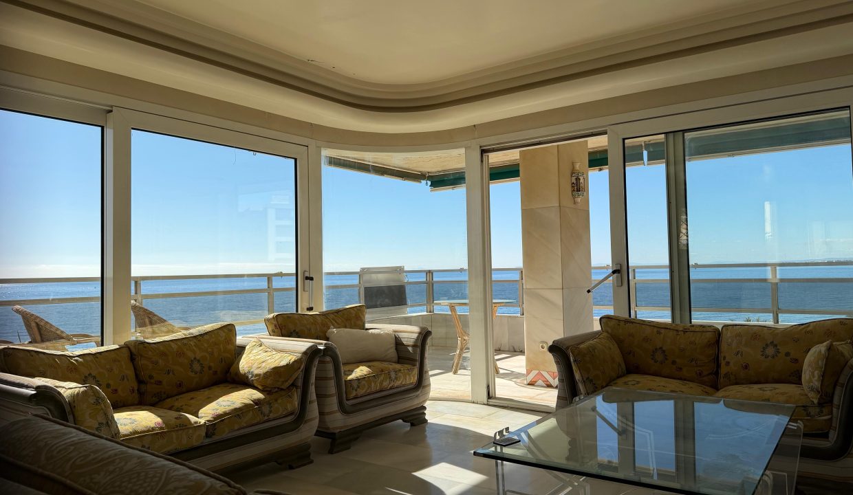 15WhatsApp Image 2025-11-20 at 17.31.44