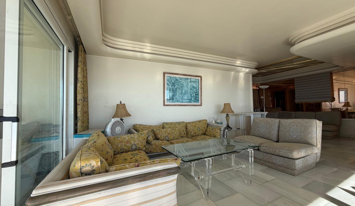 19hatsApp Image 2025-11-20 at 17.31.44